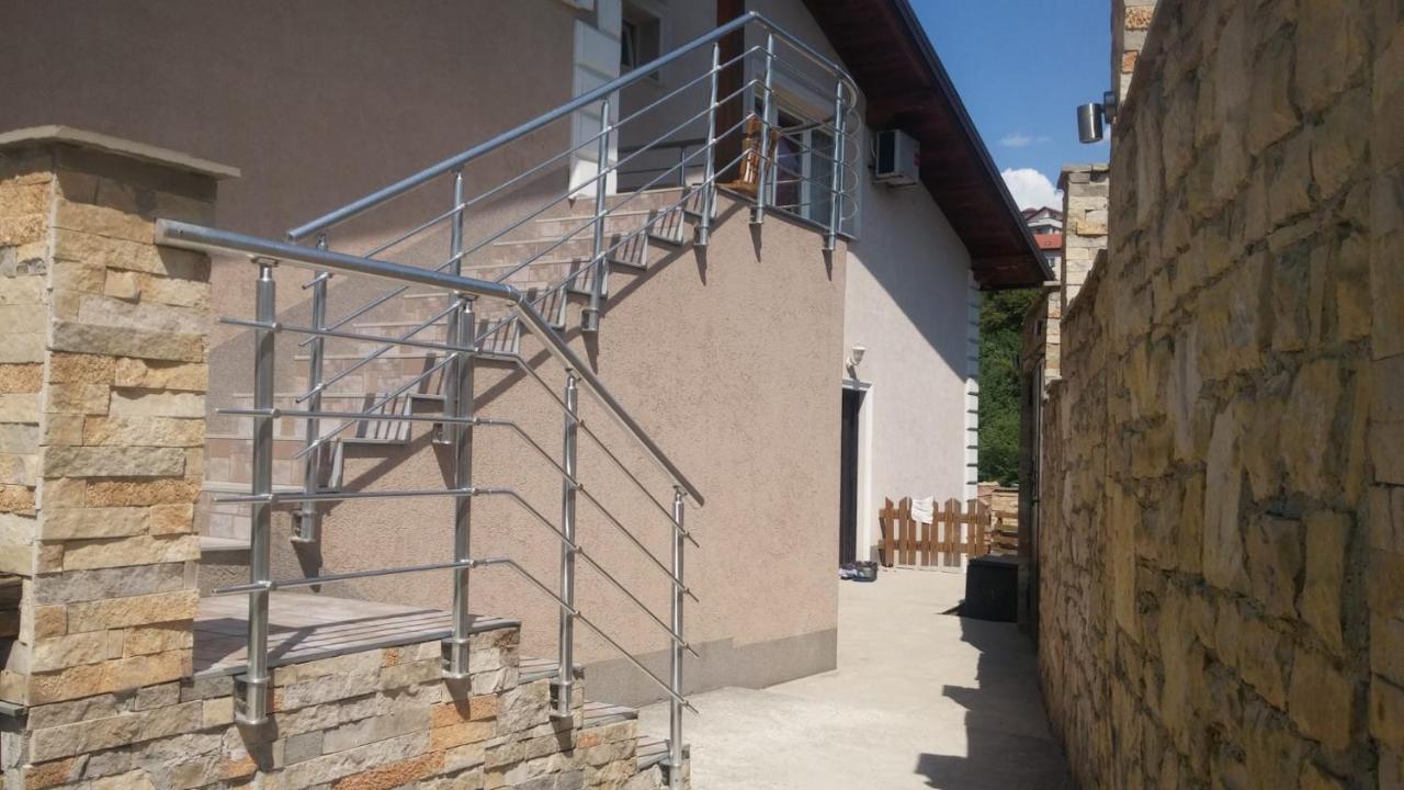 Chardak Apartment Sarajevo Bagian luar foto