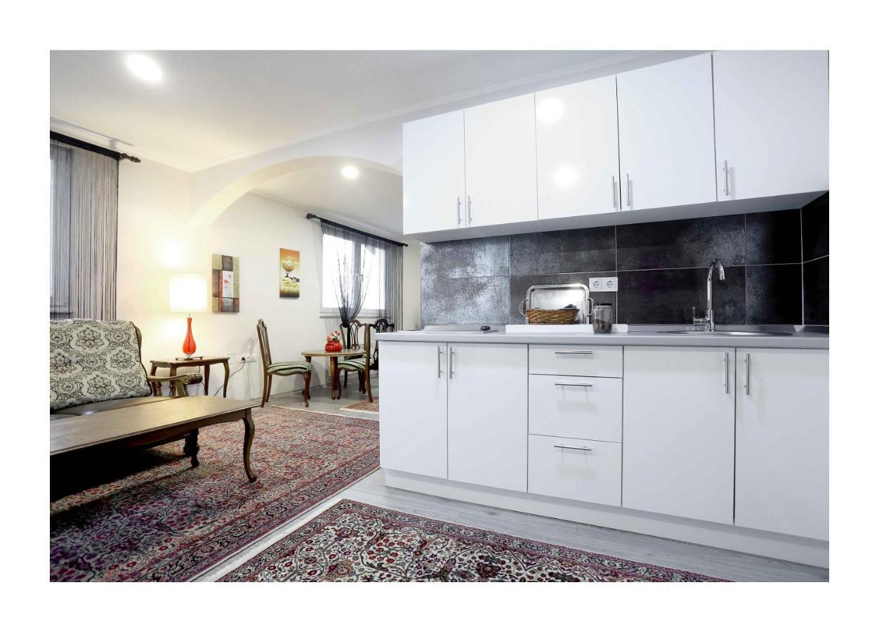 Chardak Apartment Sarajevo Bagian luar foto