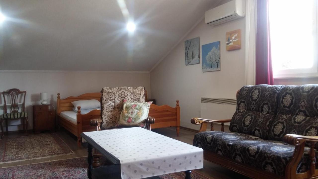 Chardak Apartment Sarajevo Bagian luar foto